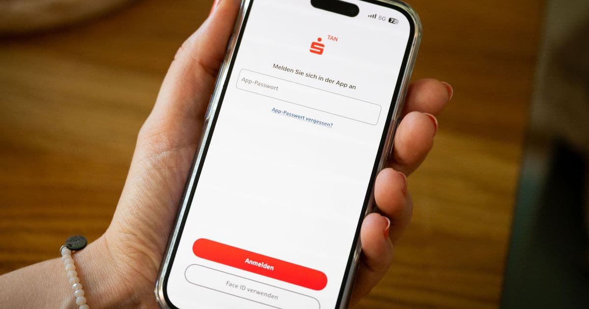 Einheitliche Lösung: Ab Januar 2027 erfolgt die Freigabe von Online-Zahlungen ausschließlich über die S-pushTAN-App.
