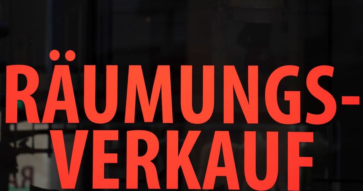 Mail-Betrug: Werden Restposten aus einer Insolvenzmasse zu ungeheuer günstigen Preisen angeboten, sollten Verbraucher misstrauisch sein.