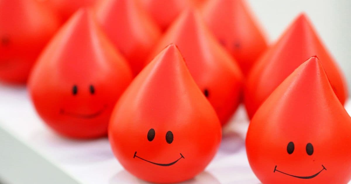 Blut spenden, Geld bekommen – und Steuern zahlen? Bis zu 256 Euro pro Jahr sind steuerfrei – doch diese Freigrenze schließt auch andere Tätigkeiten ein.