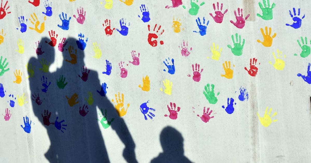 Getrennt vom Partner? Für gemeinsame Kinder muss der oder die Ex dann Unterhalt zahlen, bei dem die Kinder nicht wohnen.