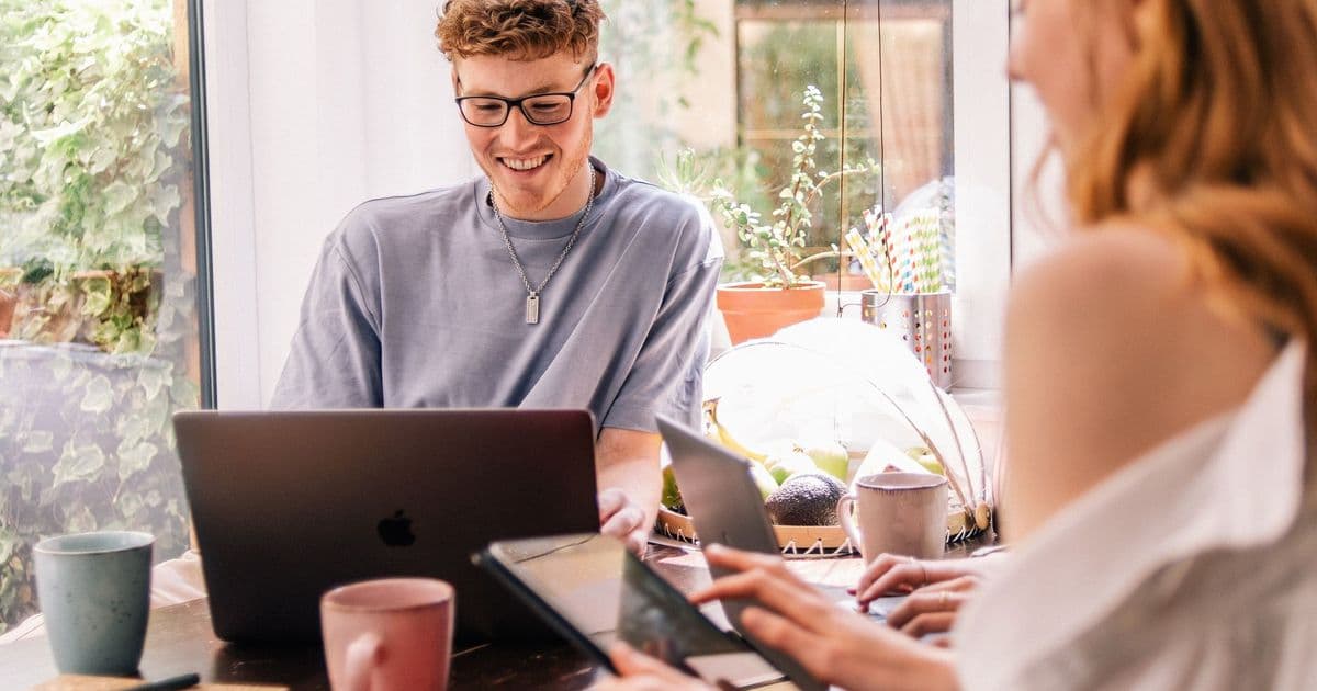 Arbeitsmaterialien, Hardware und Co: Studentinnen und Studenten können ihre studienbezogenen Ausgaben in manchen Fällen von der Steuer absetzen.