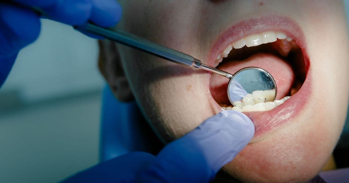 Und aaaah: Wer mit der Regelversorgung der Krankenversicherung zufrieden ist, benötigt nicht unbedingt eine Zahnzusatzversicherung.